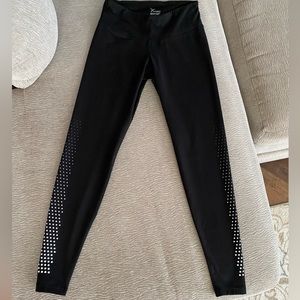 Old navy workout leggings!